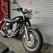 ヤマハ　SR400　